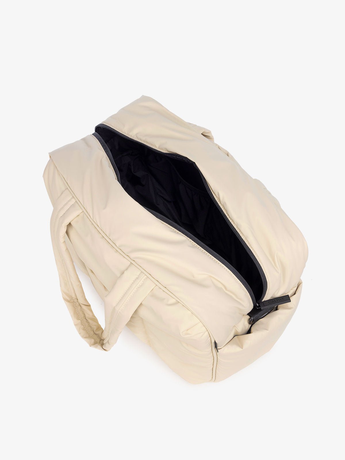 lightweight Luka duffel bag in cream