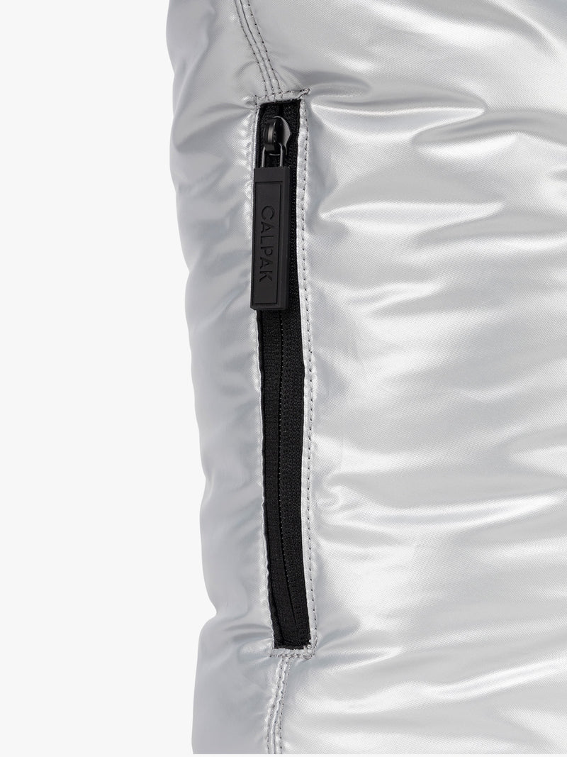 Zoom in zipper of side pocket of CALPAK Luka Expandable Tote in Silver