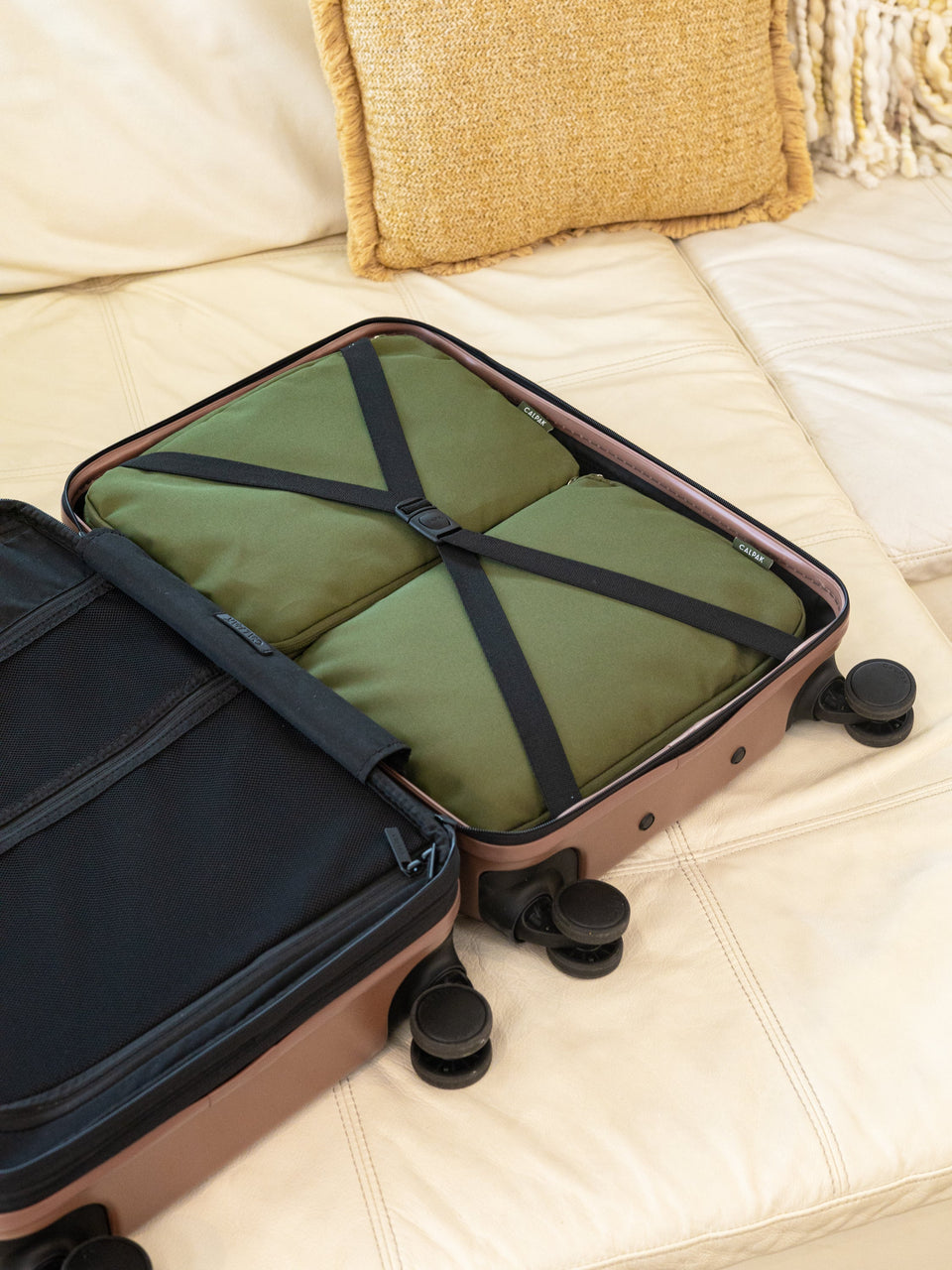 CALPAK compression cubes for packing; PCC2201-MOSS