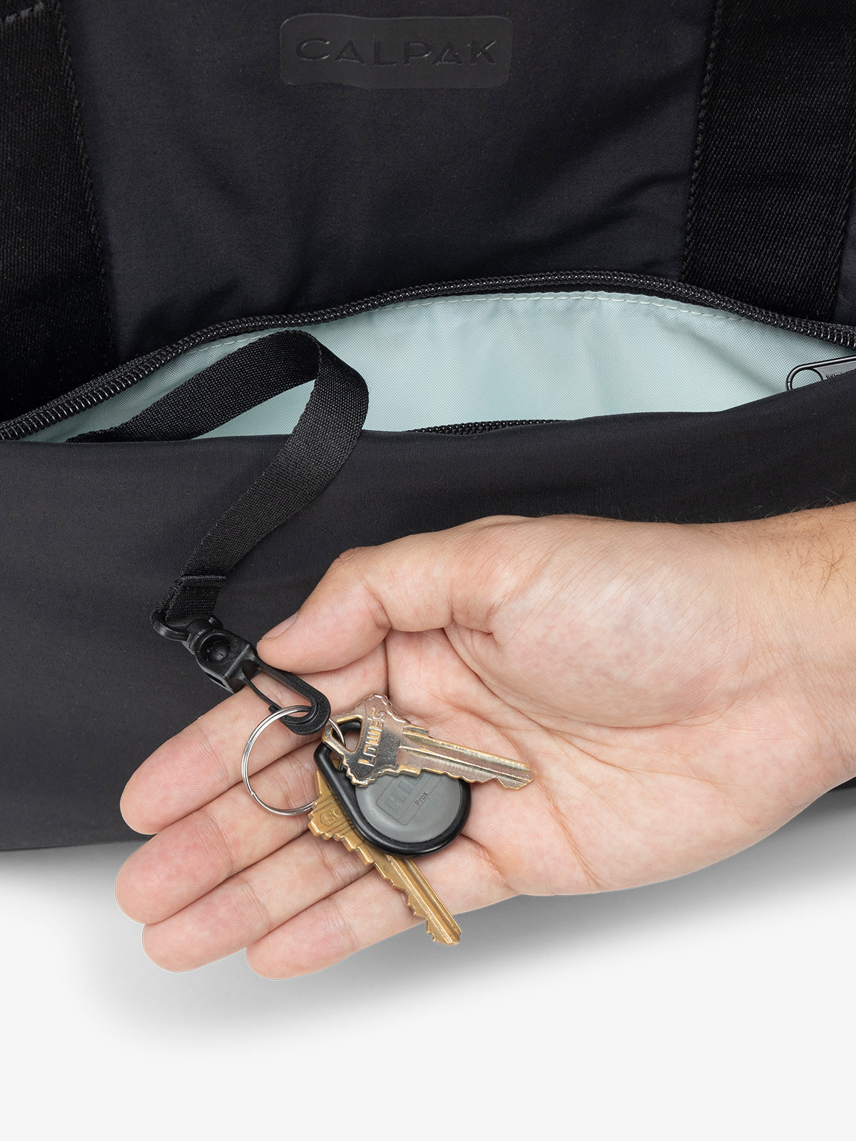 Keys Backpack Connect Laptop Backpack in Black | CALPAK