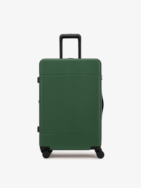 Hue medium 26 inch hardside luggage in emerald green