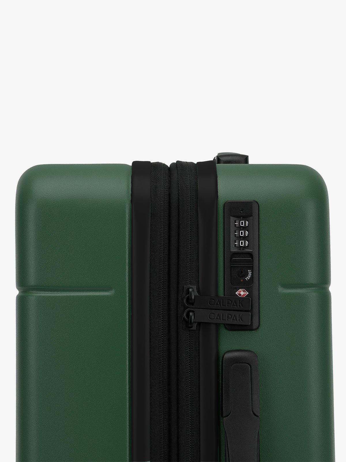 Hue medium rolling medium suitcase with TSA locks in green emerald