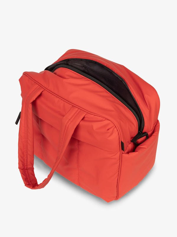 Luka weekender bag in red rouge