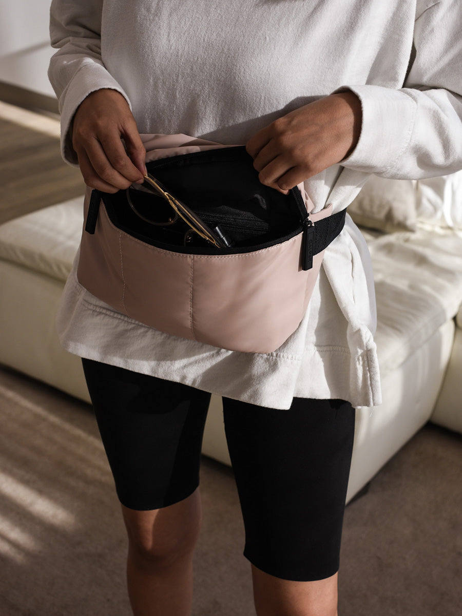 CALPAK waist bag; BB1901-ROSE-QUARTZ