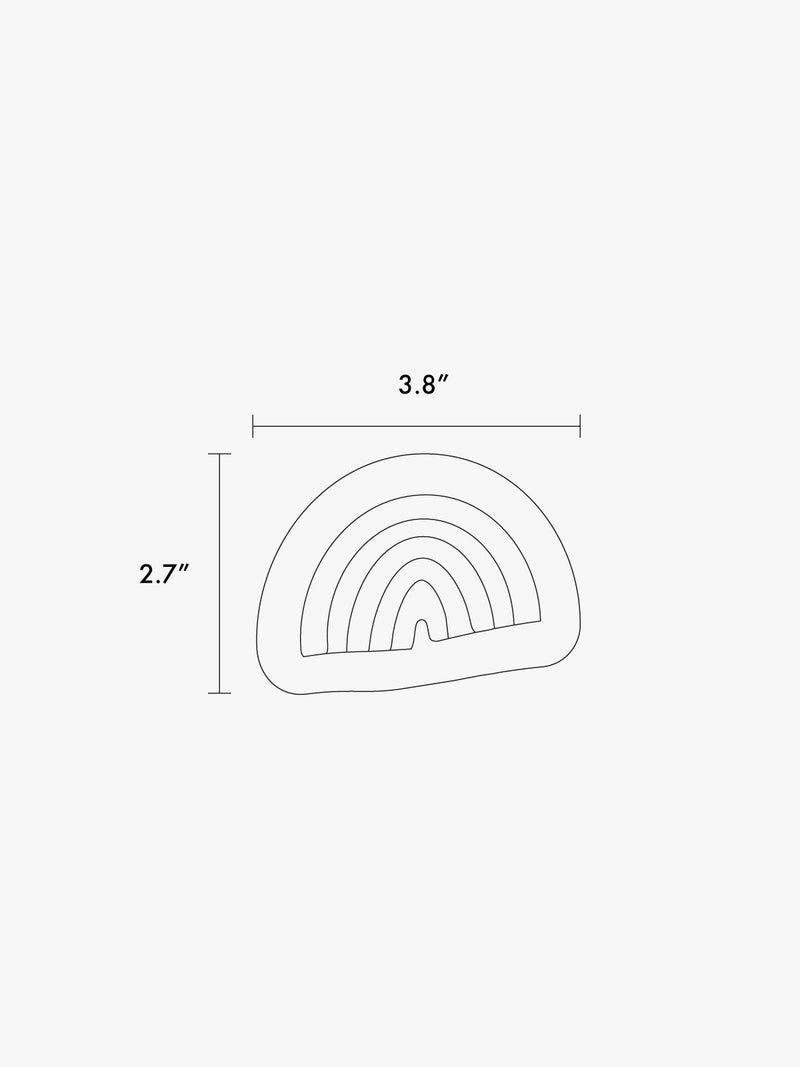 CALPAK line drawing diagram of Rainbow Pluffy Bag Charm of dimension showing 2.7"x 3.8"