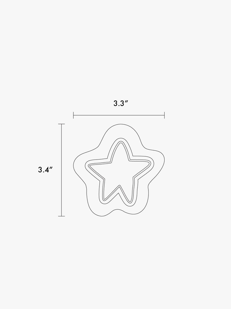 CALPAK line drawing diagram of Star Pluffy Bag Charm of dimension showing 3.3"x 3.4"