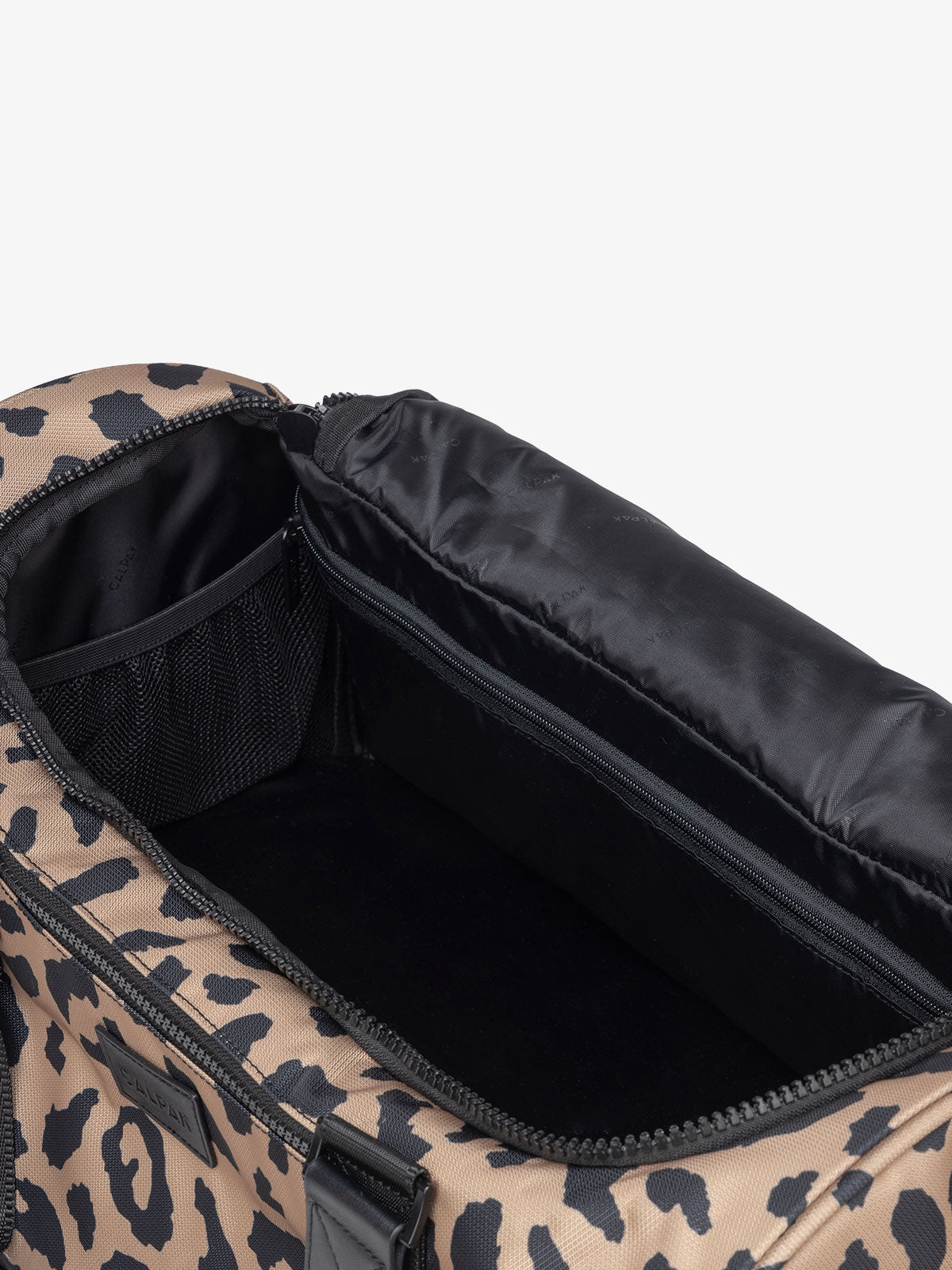 interior of CALPAK Stevyn duffel bag; DST7019-CHEETAH