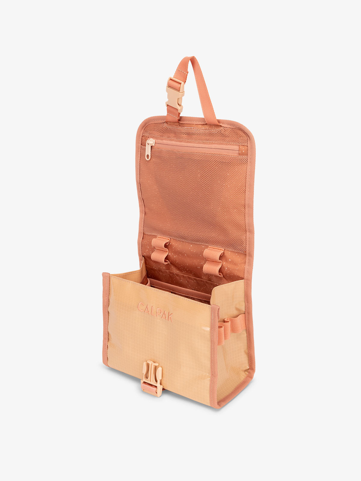 Calpak Mini Toiletry Bagnull
