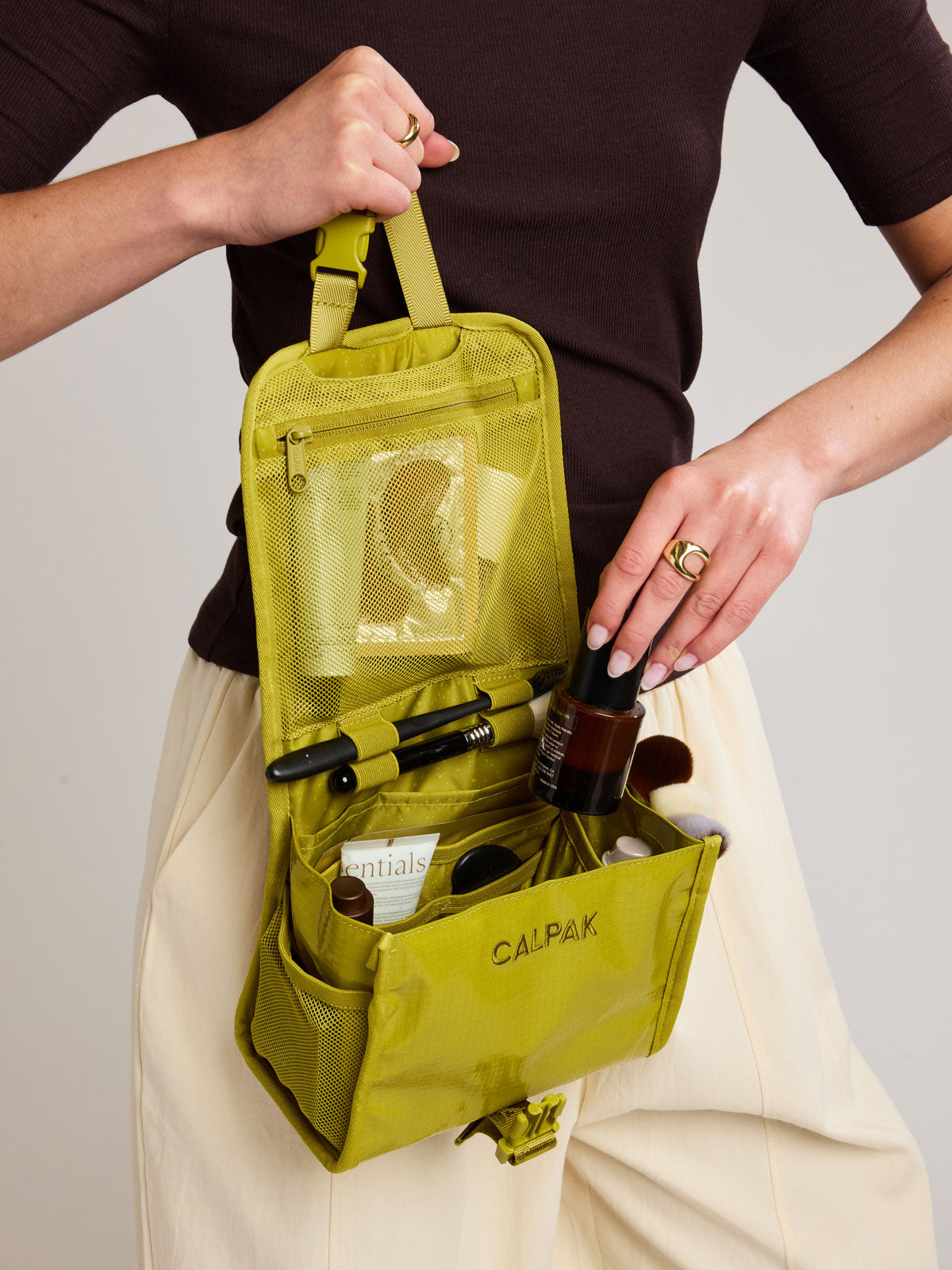 Terra Hanging Toiletry Bag in Wasabi | CALPAK