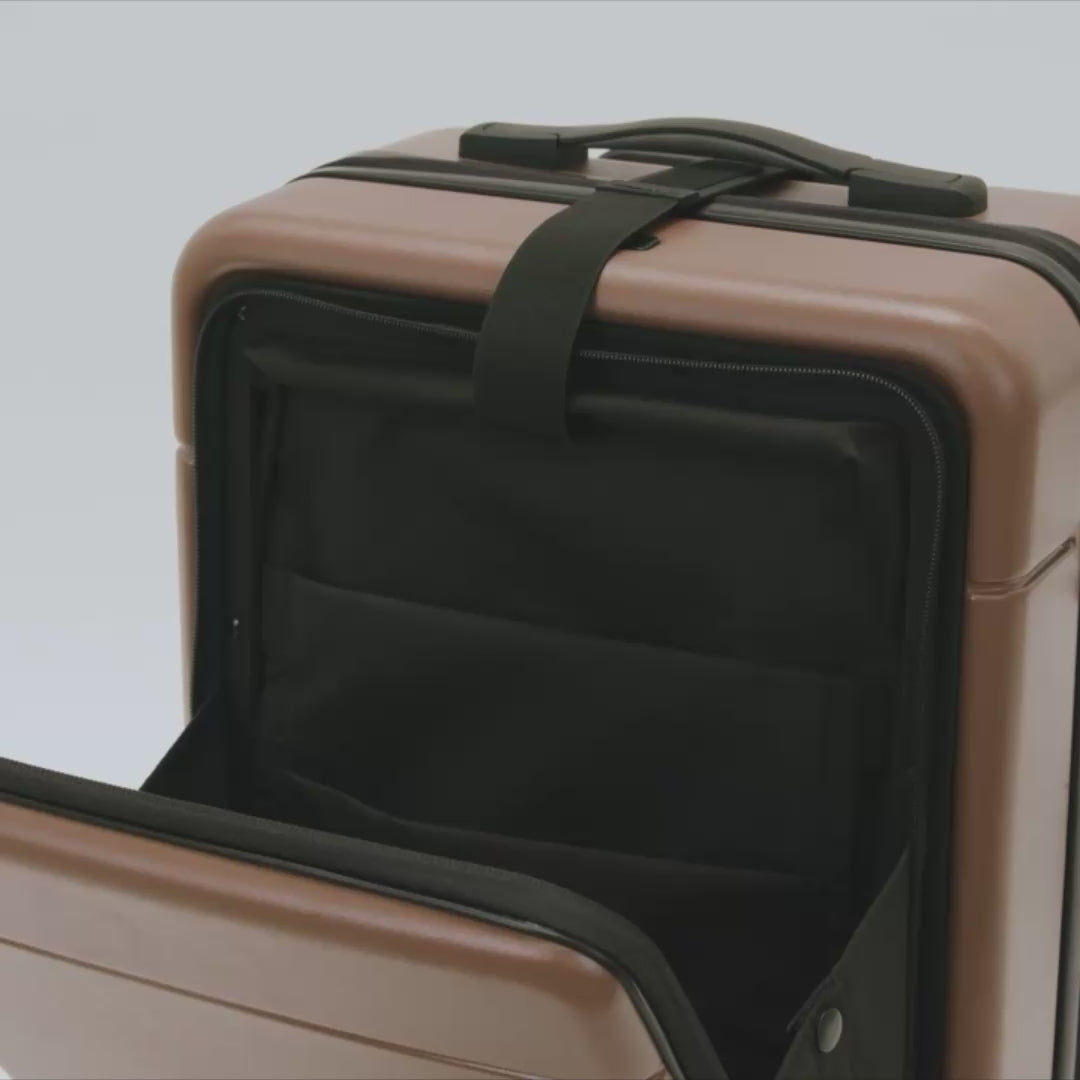 16" Laptop Pocket
