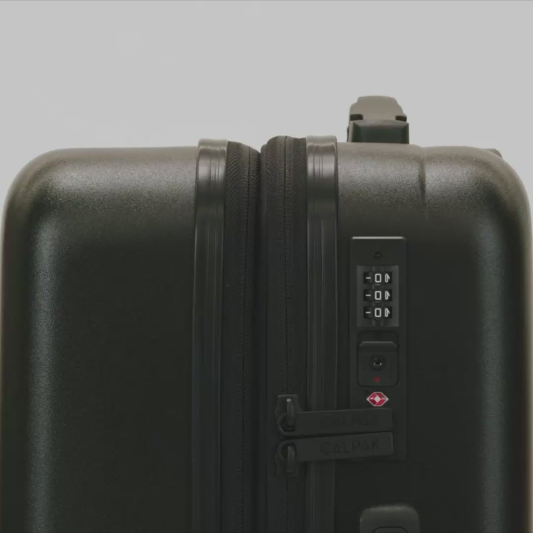 Built-In TSA-Approved Lock