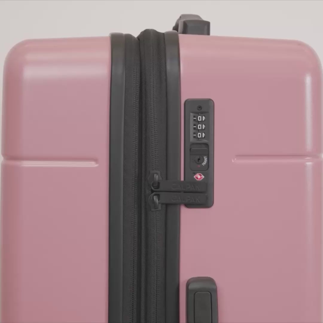 Built-In TSA-Approved Lock