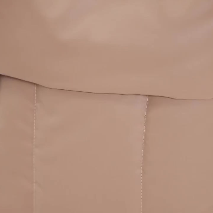 Lightweight, Airy Carry
