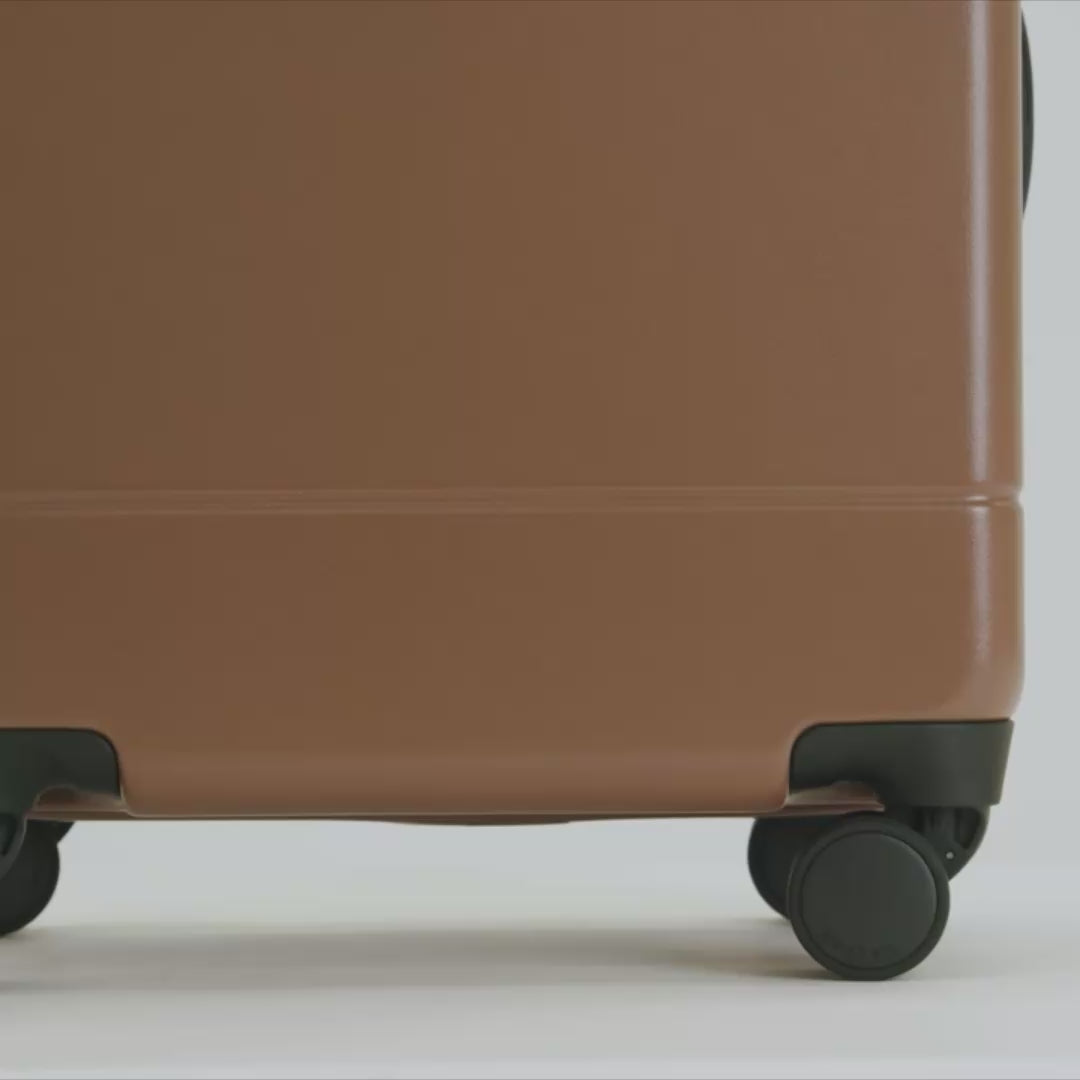 Hue Medium Luggage in Hazel | CALPAK
