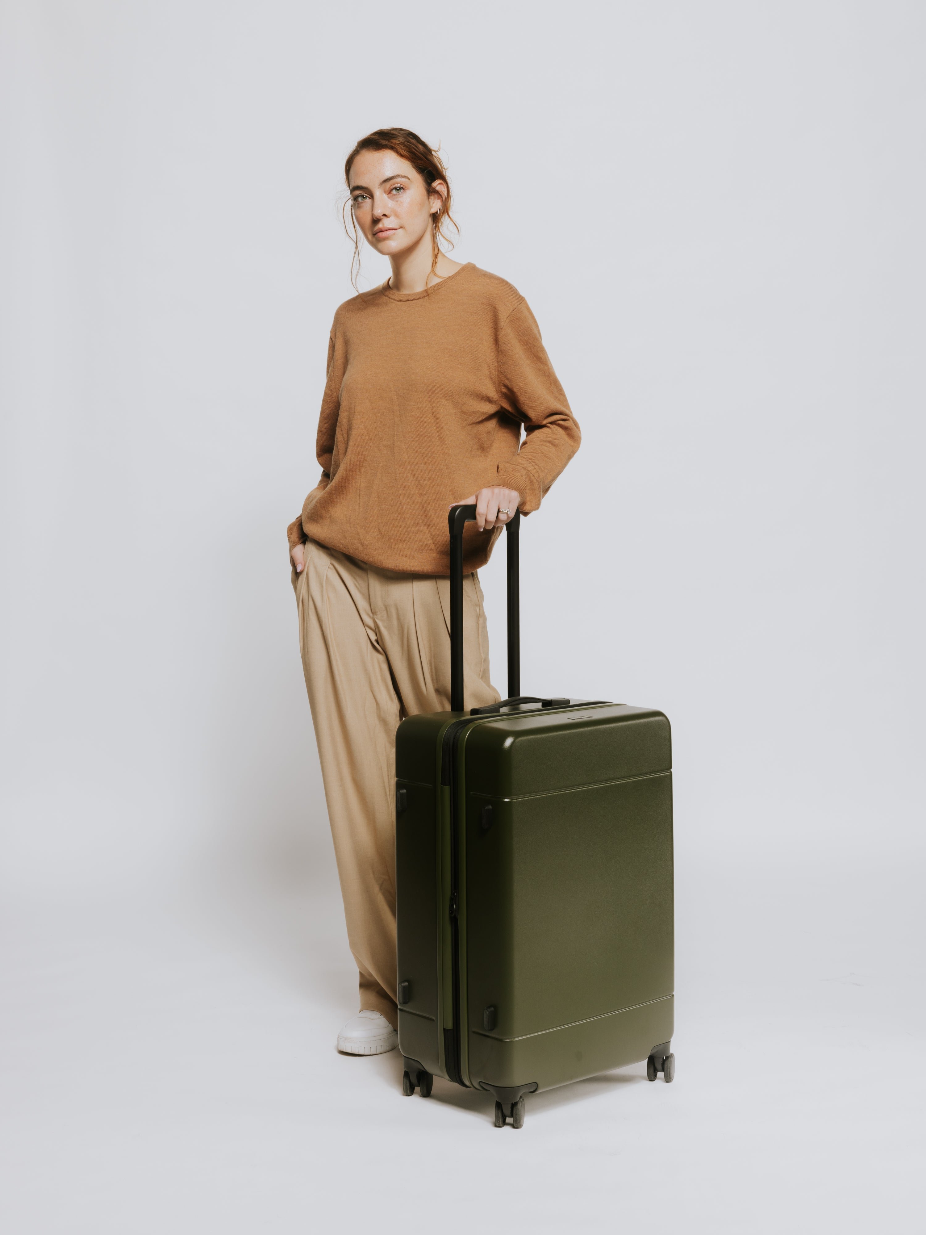 medium 26 inch hardshell stylish minimalist CALPAK Hue suitcase moss