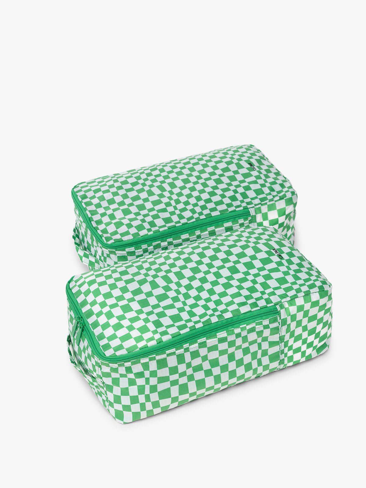 CALPAK Compakt shoe bag set in green checkerboard