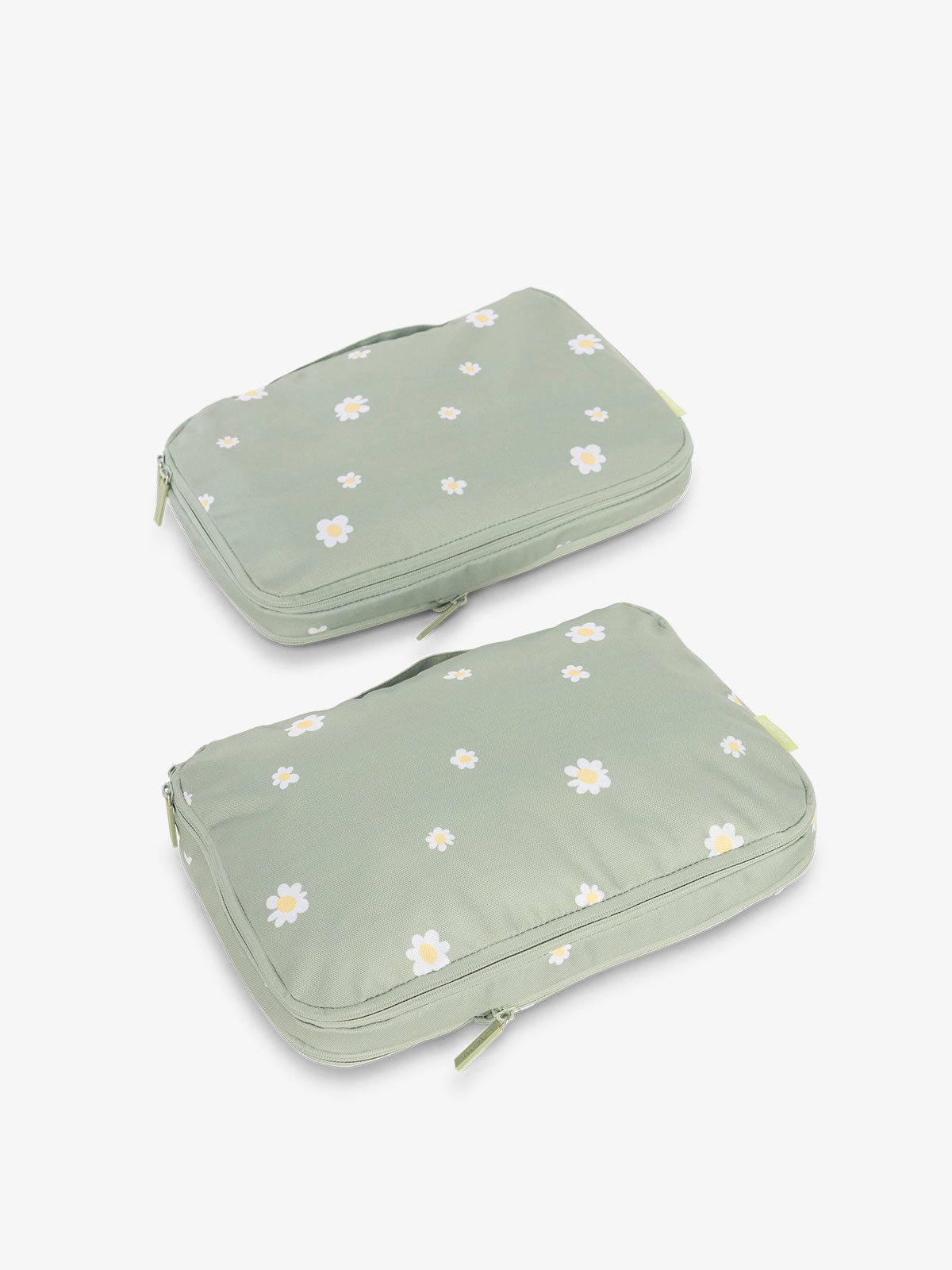 CALPAK compression packing cubes in daisy