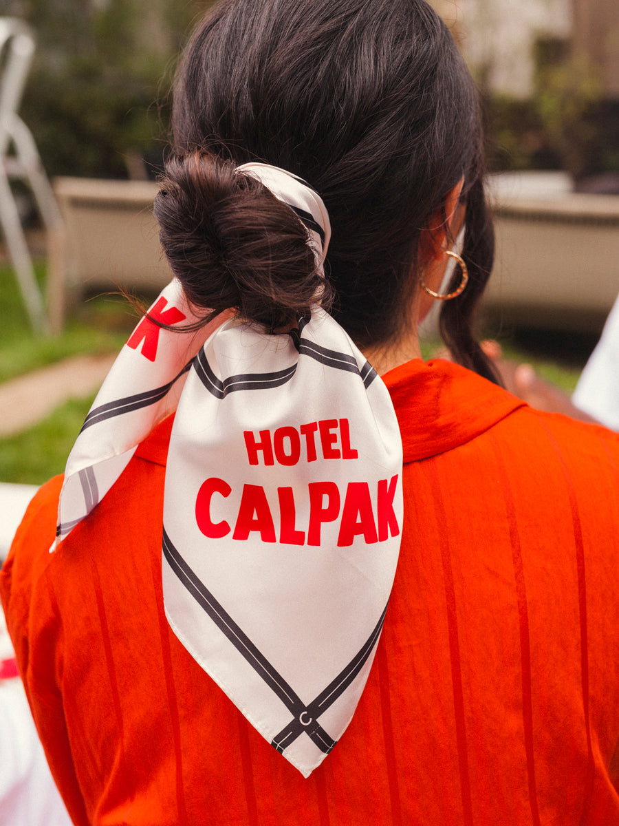 Hotel CALPAK satin head scarf