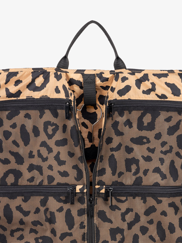 travel bag for clothes and garments in cheetah