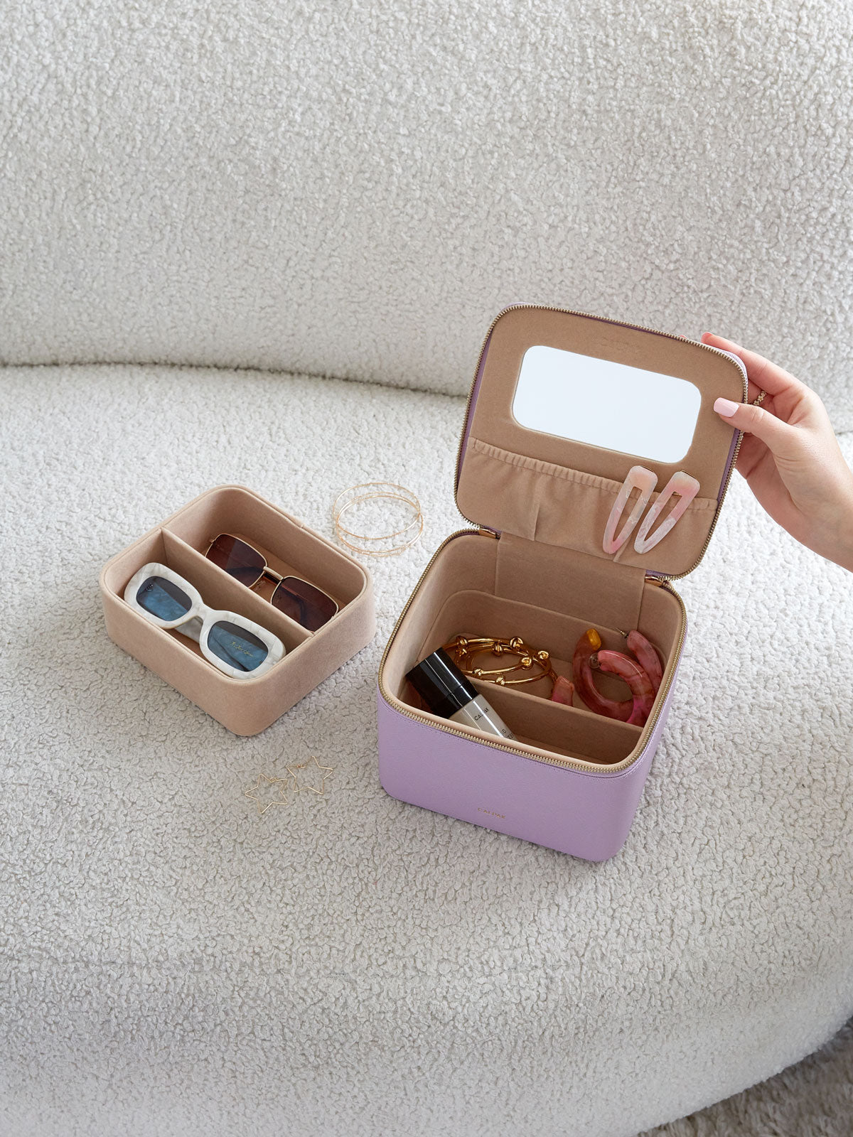 hard multiple sunglasses case with mirror